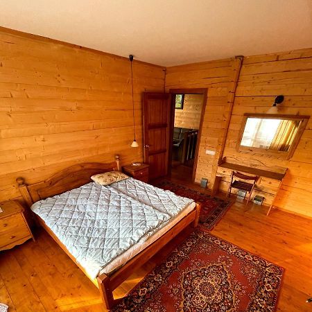 На Полумистому Villa Mykulychyn Luaran gambar