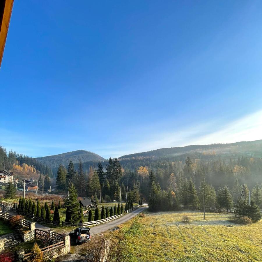 На Полумистому Villa Mykulychyn Luaran gambar