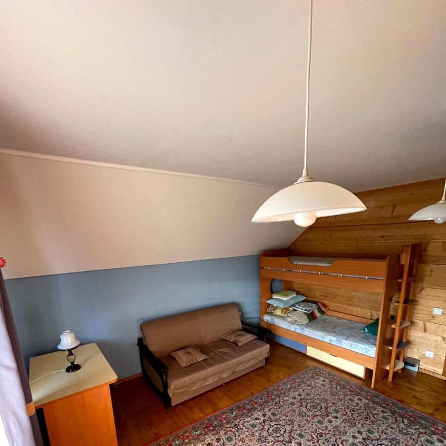 На Полумистому Villa Mykulychyn Luaran gambar